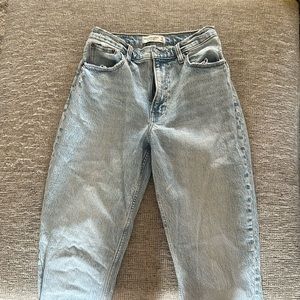 Abercrombie & Fitch 90’s Straight Ultra High Rise Curve Love